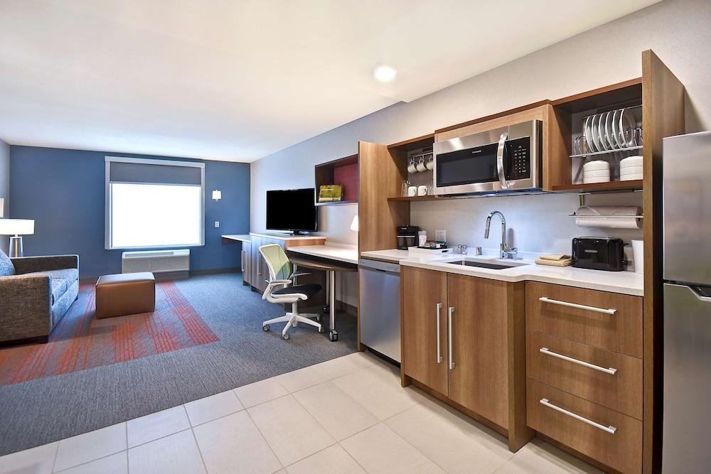 Hampton Inn & Suites Las Vegas Convention Center - No Resort Fee Экстерьер фото