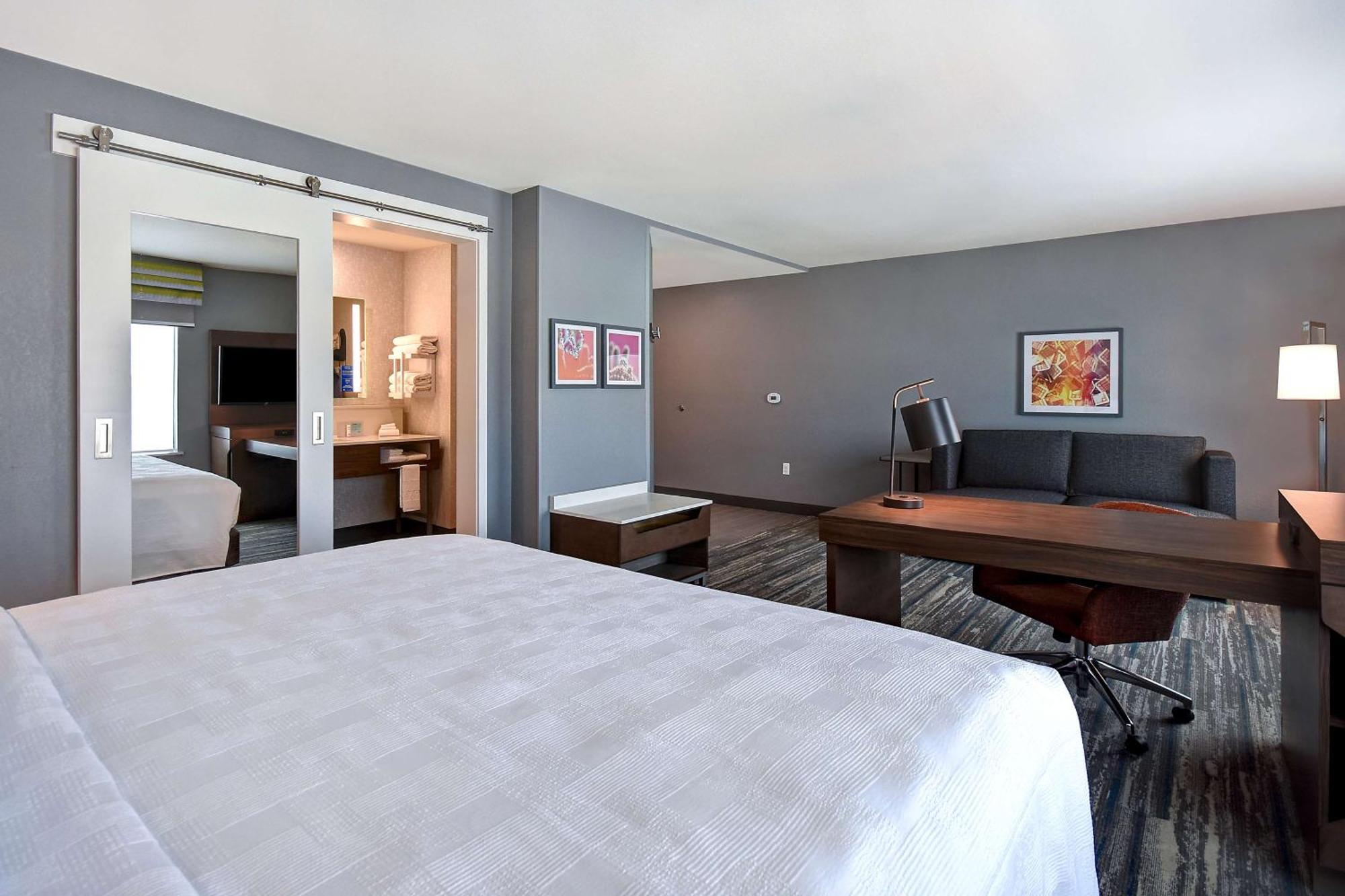 Hampton Inn & Suites Las Vegas Convention Center - No Resort Fee Экстерьер фото