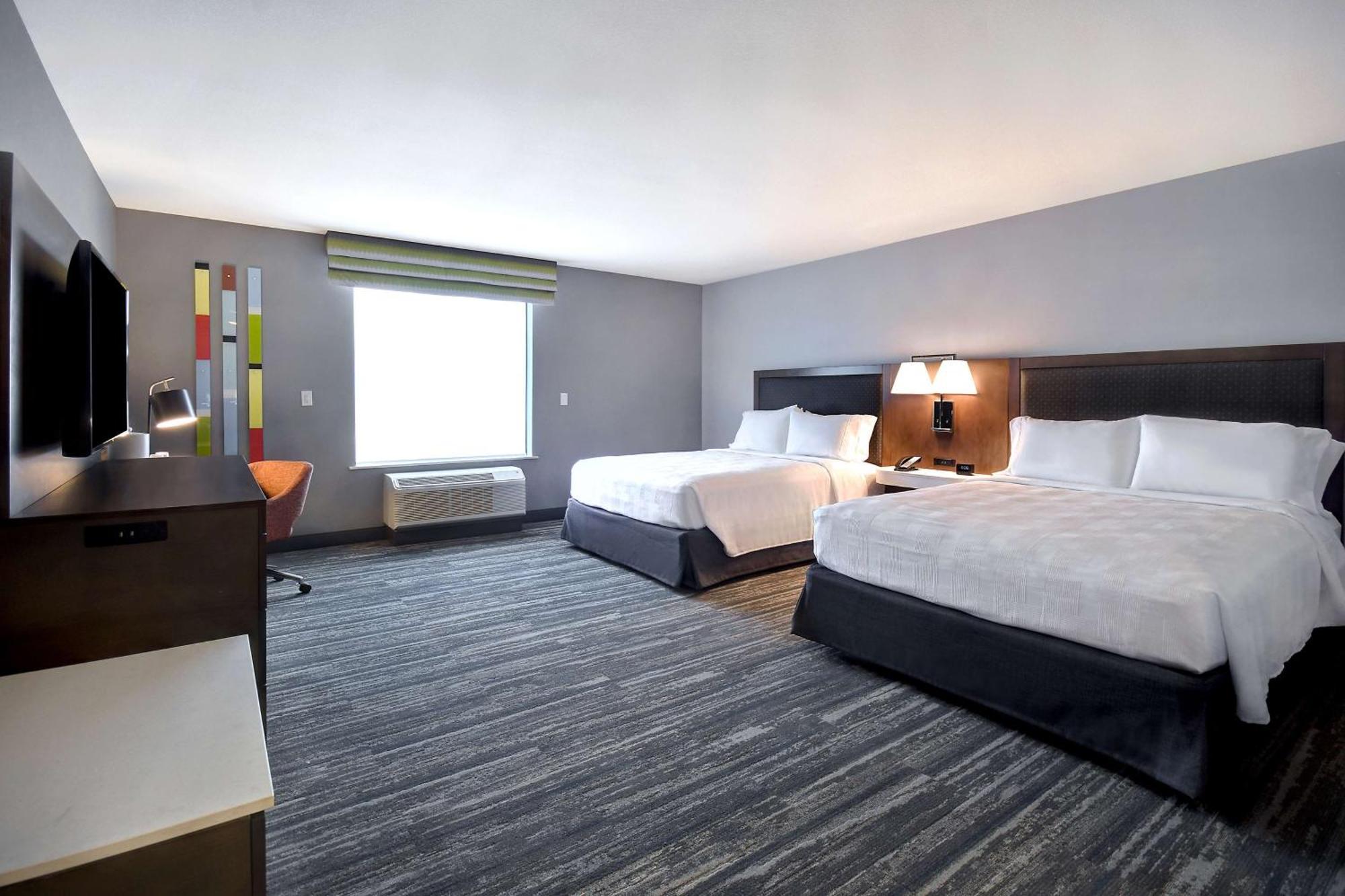 Hampton Inn & Suites Las Vegas Convention Center - No Resort Fee Экстерьер фото